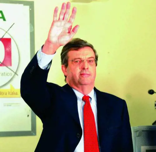 Se il «compagno» Burlando firma unode  al «camerata» Fini