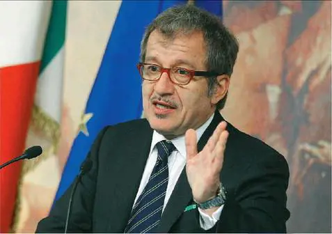 Così Maroni vuol zittire Saviano