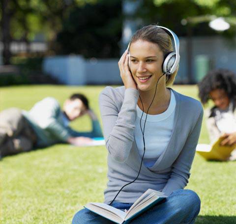 Silenzio: "parla" il libro