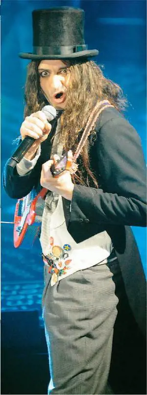 Nevruz, il (non) cantante in bilico tra disastro e trionfo