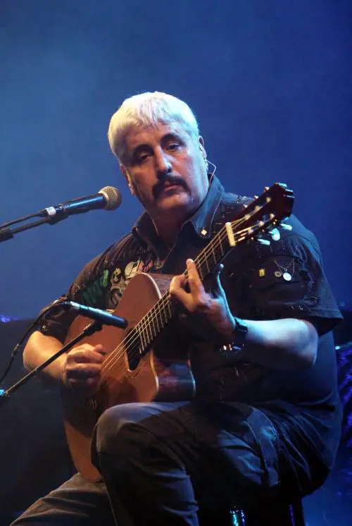 "Suono il boogie per far ballare inferno e paradiso"