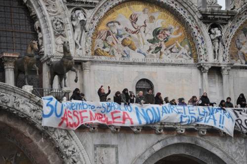 Sì alla piazza per una riforma più radicale