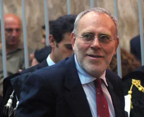 Affare Parmalat, le banche a processo 
E in aula la requisitoria è con l'Ipad