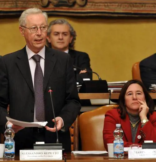 Provincia, Repetto fa lammucchiata e imbarca pure lUdc