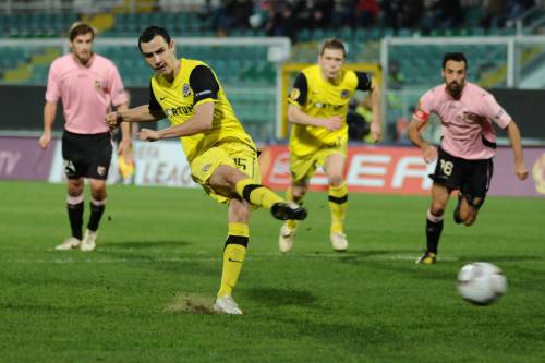 Il Palermo spreca il doppio vantaggio e saluta l’Europa