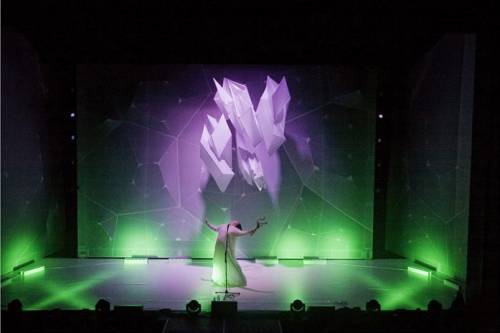 Arriva Hegarty, il primo artista globale