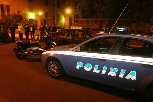 Matera, uccide la ex convivente davanti al figlio 
Aveva tentato nel 2005, non poteva avvicinarla