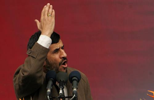 Ahmadinejad su Israele: 
"Insulto a dignità umana"