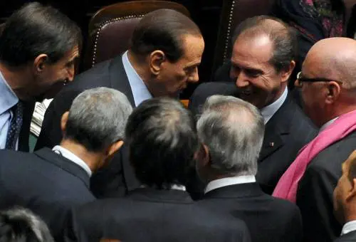 Il Fli in pezzi: Moffa chiede la testa di Bocchino e se ne va