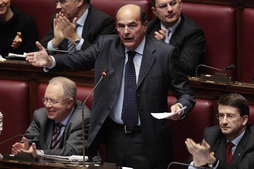 Bersani: "Il premier accelera verso le elezioni"
