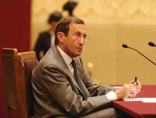 Fini medita vendetta e prepara il Vietnam alla Camera