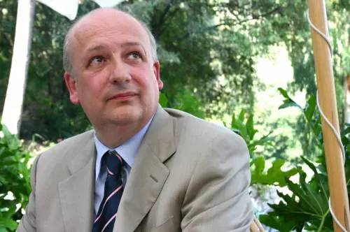 Bondi: "Bocchino mi minacciò per avere fondi"