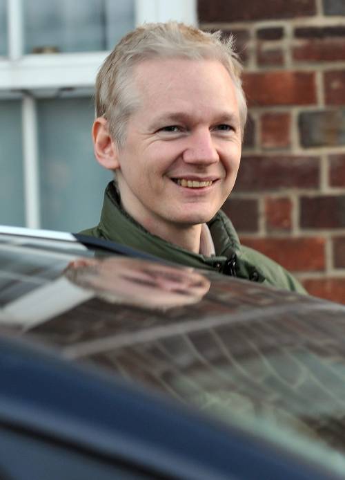 Bloccate le donazioni a Wikileaks 
Bank of America ferma Assange