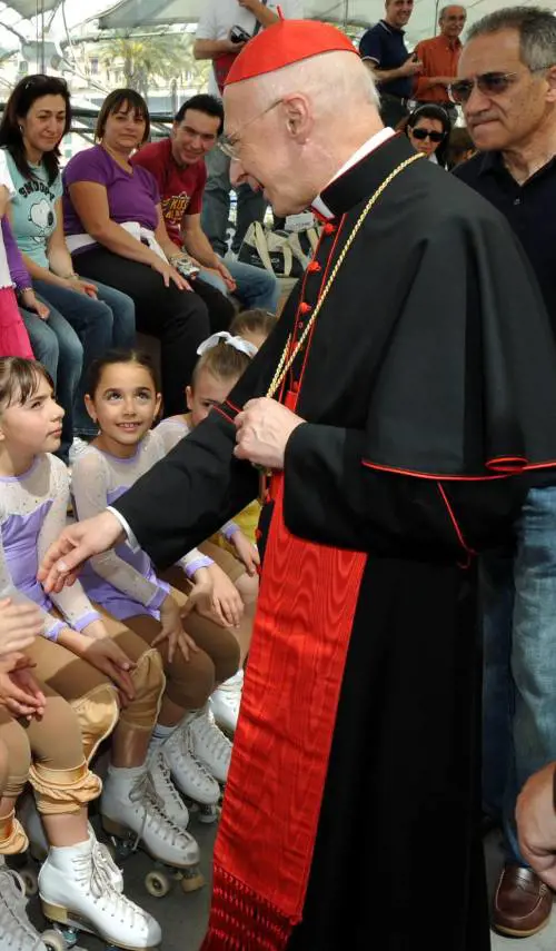 Oratori non più di moda, soldi ai no global