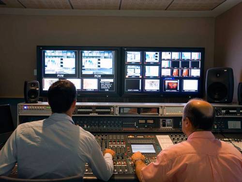 Spagna, Telecinco acquista il canale tv Cuatro