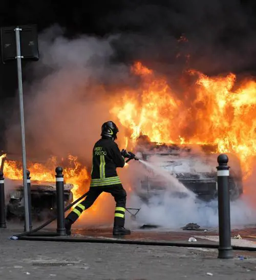 Mendicanti e violenti: nessuno paga