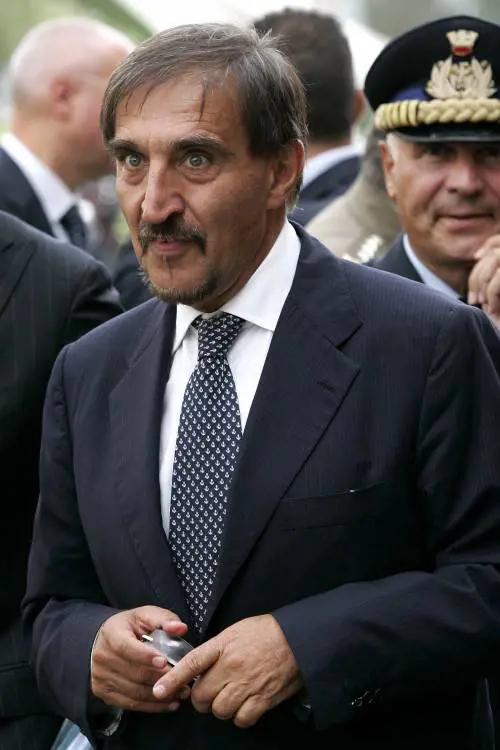 La Russa: "Ora moratoria per l’Udc. E il Pdl..."