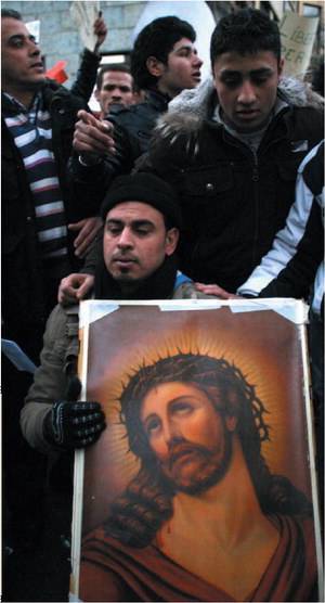 Scontri tra musulmani e cristiani 
I copti: "Hanno ucciso i nostri fratelli"