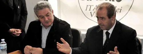 La sede dellIdv diventa un ring Colpo di karate e il dirigente va ko