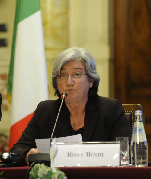 Ruby, opposizione all'attacco: "Premier a casa"