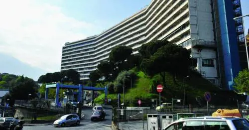 Il S. Martino ai ricoverati: «Compratevi le medicine»