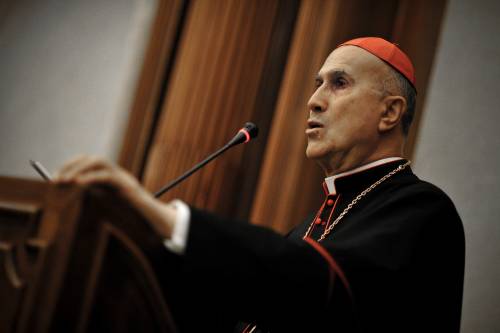 Cosa c'è dietro le frasi del cardinale Bertone 
La Santa Sede è in ansia soltanto per la stabilità