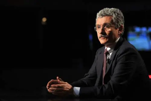 D'Alema: ammucchiata anti Cav 
Casini ci pensa. Il Fli: perché no?