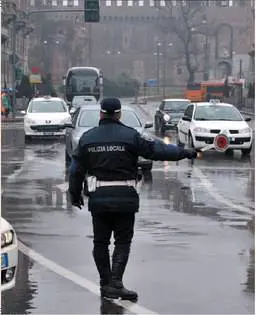 Smog in picchiata, ma oggi scatta la linea dura
