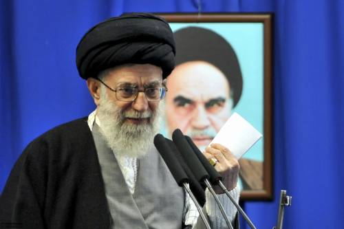 Iran, Khamenei scettico: "Non sono ottimista sui negoziati nucleari"