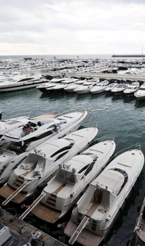 Lassessore: «Il turismo non è fatto dai posti barca»