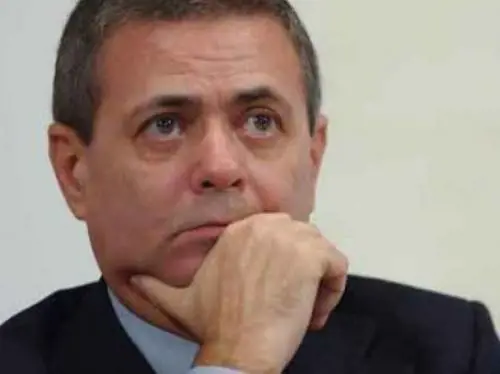 Azionisti senza azionista di riferimento 
