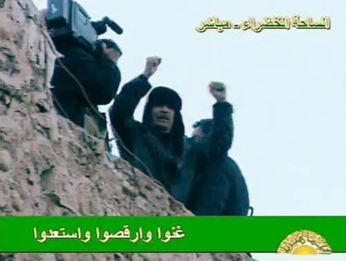 Libia nel caos, Gheddafi: "Inferno per i ribelli" 
Ora gli Usa e la Nato sono pronti a intervenire