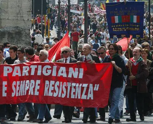 Libia, Ranieri invoca una rivolta in Italia E vuole la moschea