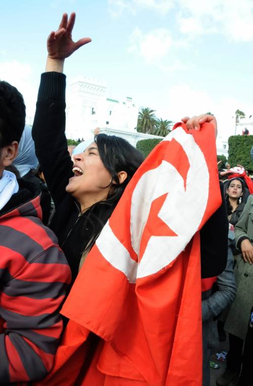 Tunisia, si dimette il premier Ghannouchi