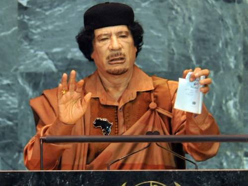 Attenti, Gheddafi rischia  
di finire come Saddam:  
un "guaio" per l'Italia