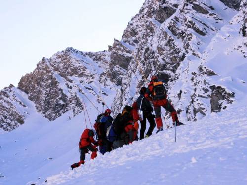 Trentino, una valanga uccide due alpinisti