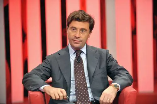 Noi abbiamo resistito alle Br:  
Bocchino ci fa soltanto ridere