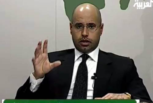 Caos in Libia, Gheddafi si riprende altre 2 città 
La Lega Araba decide: "No fly zone sulla Libia"