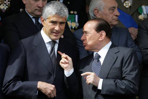Berlusconi ripropone un'alleanza con Casini:  
"Forte nei sondaggi, in futuro nostro premier"