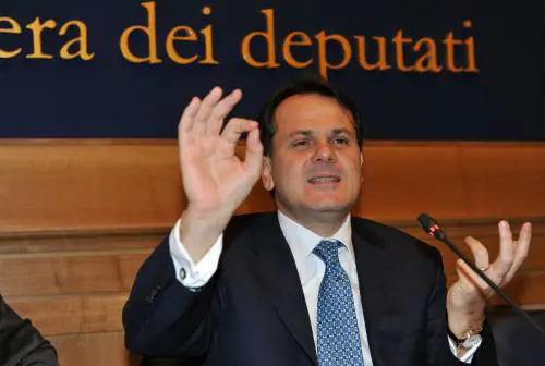 Il Cav media tra i Responsabili