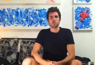 Video in mutande del candidato Fli  
"Sono un pazzo". Il partito: mai visto