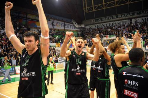 Basket, Siena fa l'impresa e va in Final Four