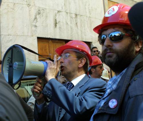 All’Aquila ricostruzione  
difficile per gli sperperi  
Colpa dell’inerzia del Pd