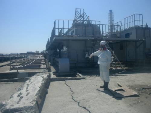 Fukushima, tappata oggi la falla del reattore 2 
E si pensa all'azoto per evitare altre esplosioni
