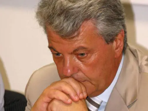 Ancora guai per la sinistra 
C’è posta per Nichi e Pd:  
ecco i pizzini di Tedesco