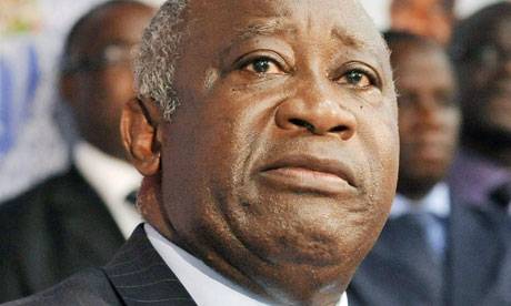 Costa d'Avorio, Gbagbo catturato dai francesi: 
"Adesso basta combattere, deponiamo le armi"