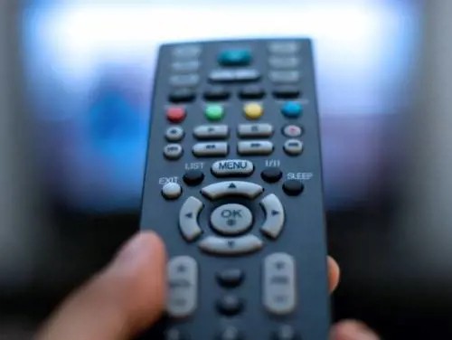 C'è da smarrirsi nella selva oscura dei telecomandi