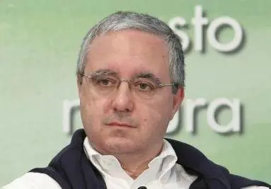 A Nervi, tra giubbotti e camicie, si discute di politica estera