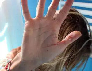 Salviamo Jamila, prigioniera del padre islamico