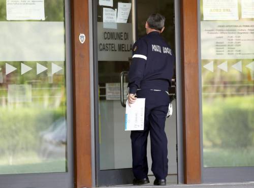 Arrestati due assessori leghisti nel Bresciano:   
tangenti da 22mila euro per evitare i controlli